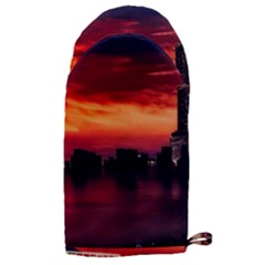 New York City Urban Skyline Harbor Bay Reflections Microwave Oven Glove