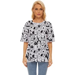 Seamless-pattern-with-black-white-doodle-dogs Oversized Basic Tee