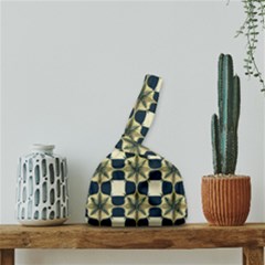 Royal Fractal Pattern Japanese Wrist Knot Bag