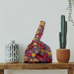 Mid Century Retro Floral 1970s 1960s Pattern 90 Japanese Wrist Knot Bag