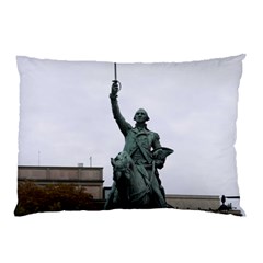 Washington Statue Pillow Cases