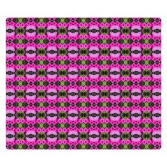 Pretty Pink Flower Pattern Double Sided Flano Blanket (small) 