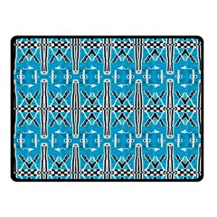Nr 8 1 Fleece Blanket (small)