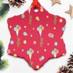 Bear 4 Ornament (snowflake)
