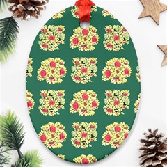 Retro 1880s Flowers Pattern 6 Oval Ornament (two Sides)